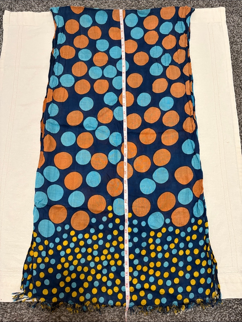 Cejon Scarf - Picture 5 of 5